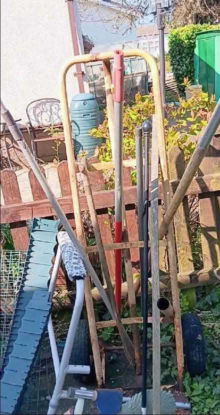 Photo of free old tools + wolf handles (Allington NG32) #2