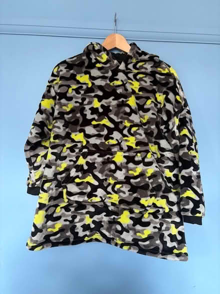Photo of free Child fleece snuggle hoodie (Tilehurst RG30) #1