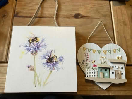 Photo of free Bee themed pictures 🐝 (Waddon) #1