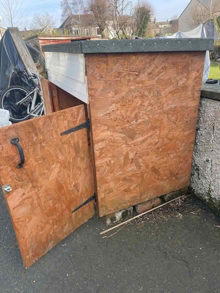 Photo of free Outdoor storage cupboard (Cowdenbeath KY4 9) #3