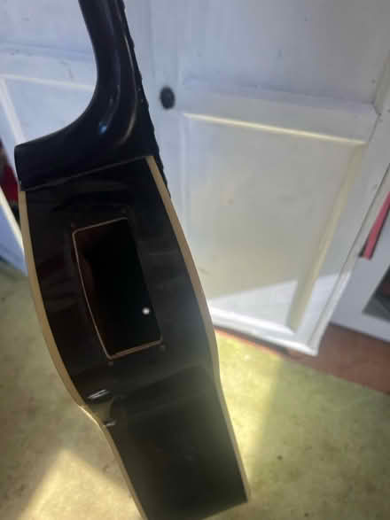 Photo of free 2x damaged guitars (RG4) #4