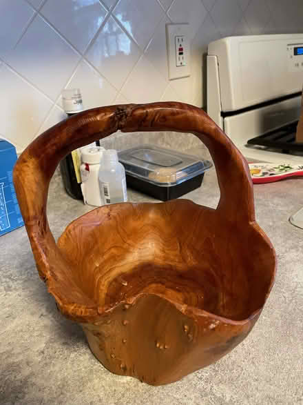 Photo of free wood basket (Red Bank) #1