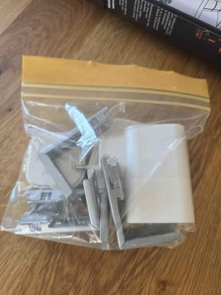 Photo of free 2x IKEA electric blinds (TW8) #4