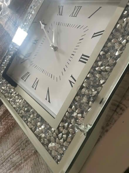 Photo of free Wall clock (GL2) #3