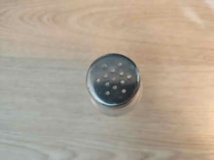 Photo of free Salt shaker (islington N1) #2