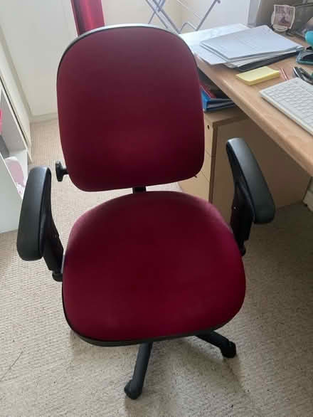Photo of free Office furniture (Harlow CM18 staple tye) #2