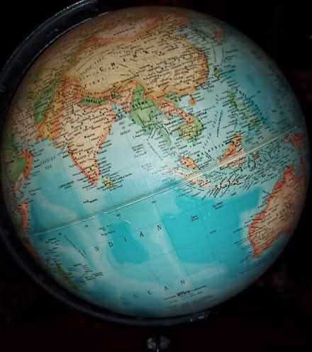 Photo of free Globe, free standing (Redditch B98) #2