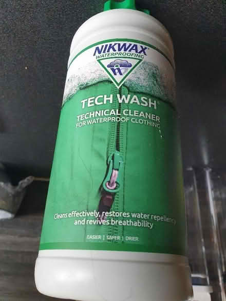 Photo of Large empty bottle (Sinfin DE24) #1