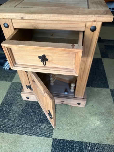 Photo of free Side Unit (Bethnal Green E1 5DE) #3