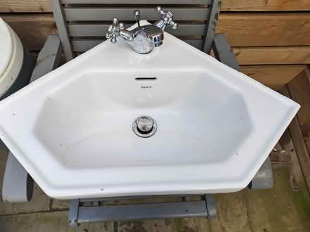 Photo of free Corner sink savoy (L22 Liverpool merseyside) #3