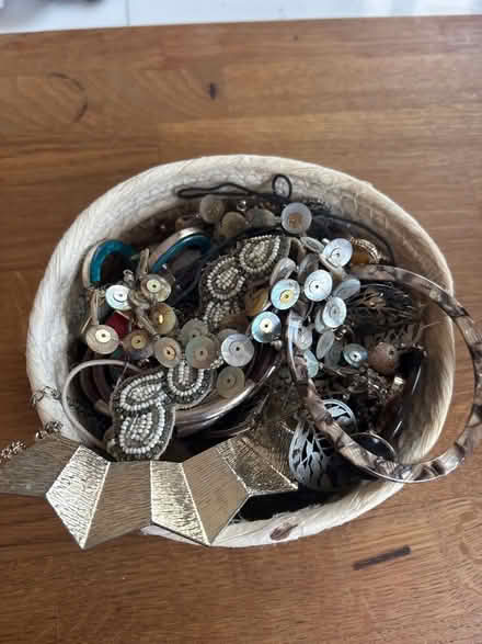 Photo of free Selection of jewellery (Merton SW19) #1