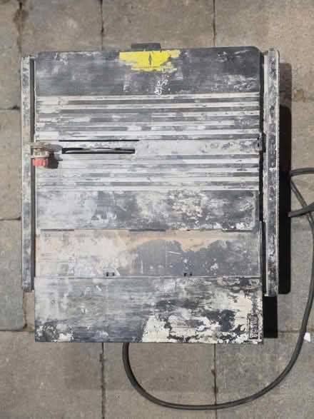 Photo of free Electric tile cutter (Chester CH1) #4