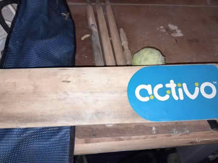 Photo of free Cricket set (Smiths Estate OX28) #1
