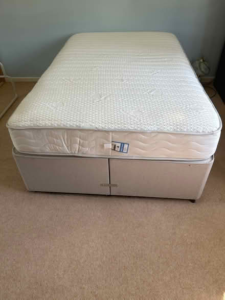 Photo of free Queen divan bed (Codicote SG4) #1