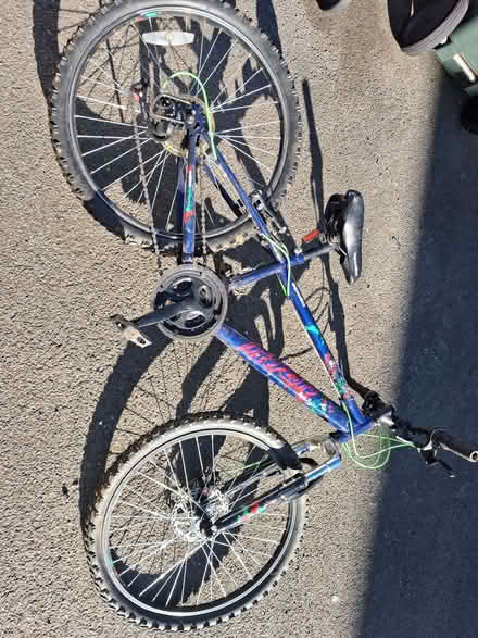 Photo of free Apollo Boys' Bike - for approx 10 years + (Hanwell Fields OX16) #1