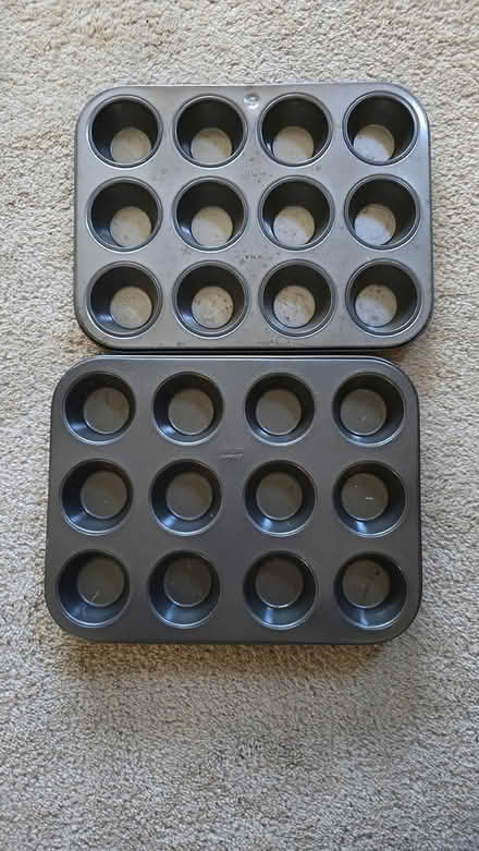 Photo of free Mini muffin pans (Forest Glen) #1