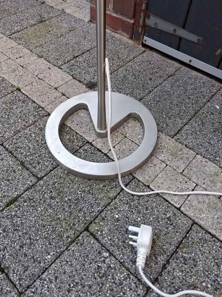 Photo of free Chrome based livingroom lamp (BT8) #3