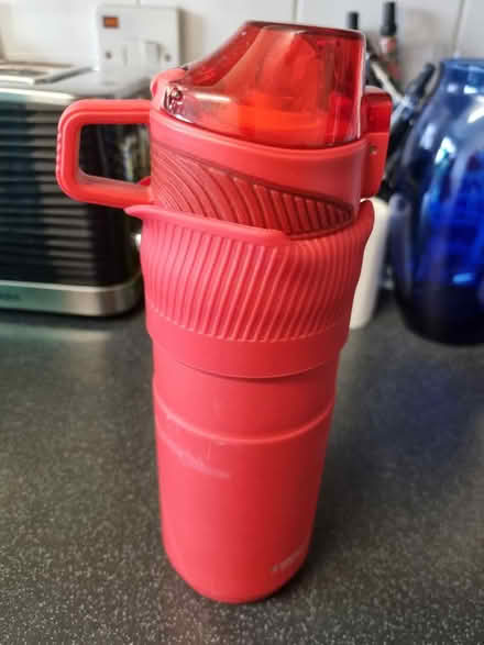 Photo of free Water bottles x7 (SE20) #1