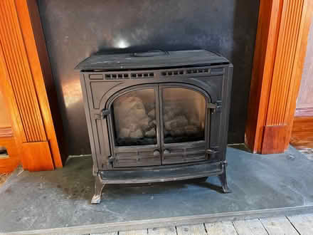 Photo of free Hunter Select 6 gas stove (AB12) #1