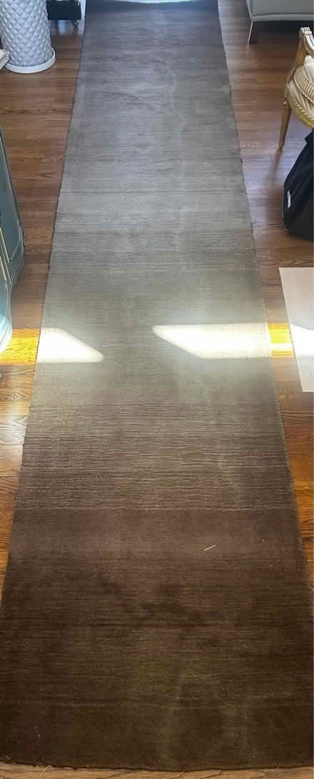 Photo of free Brown ombré runner (Potomac MD) #1