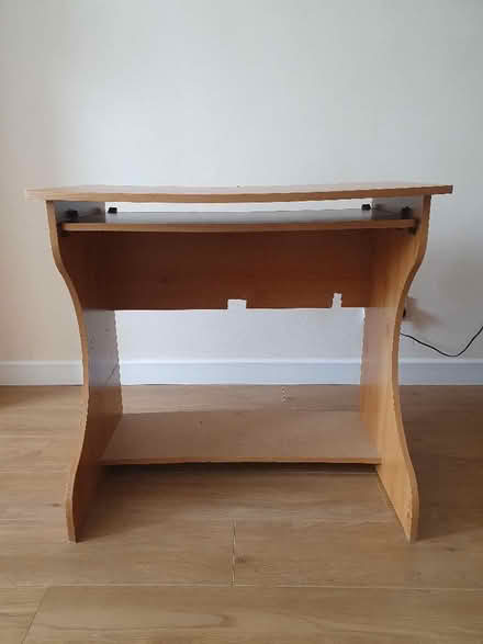 Photo of free Small Computer desk (Greenford UB5) #2
