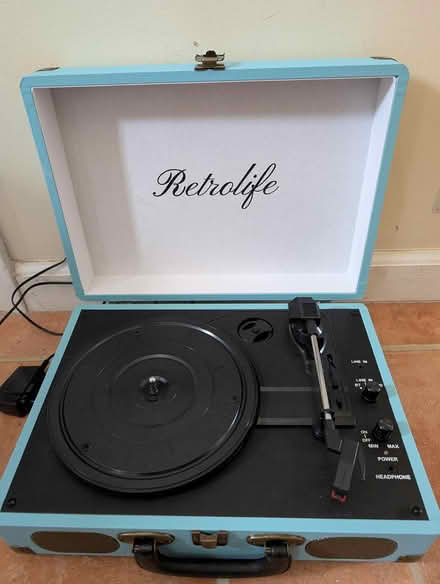 Photo of free Retrolife record player (Poughquag) #1