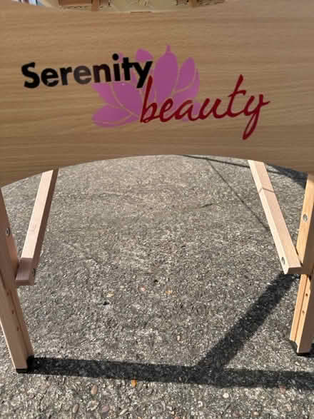 Photo of free Beauty / massage / reiki couch (LN2) #4