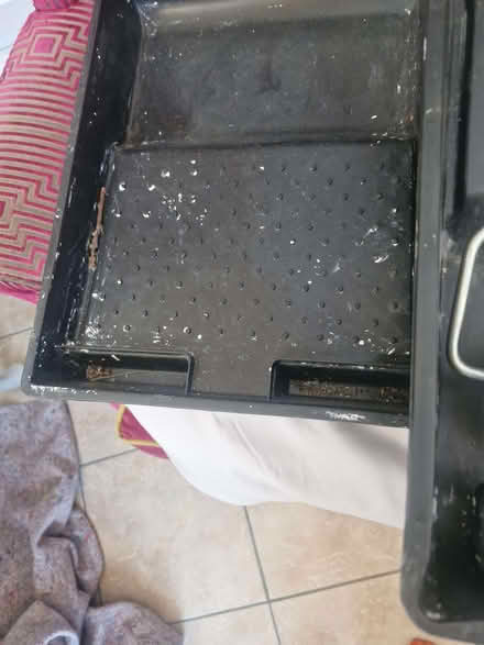 Photo of free 2 paint trays, rollers and 2 dust sheets (Laindon SS15) #3