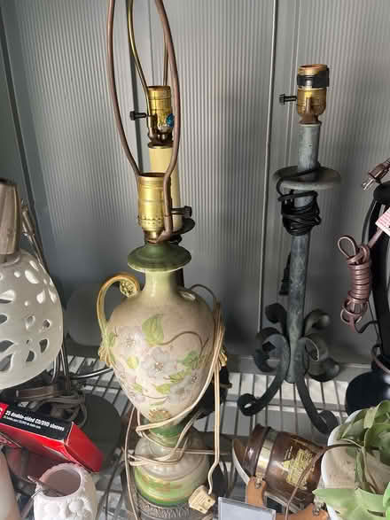 Photo of free Antique lamp (Oradell) #1