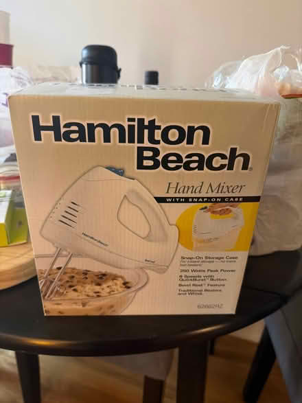 Photo of free Electric hand mixer (Near Lincoln Park) #1