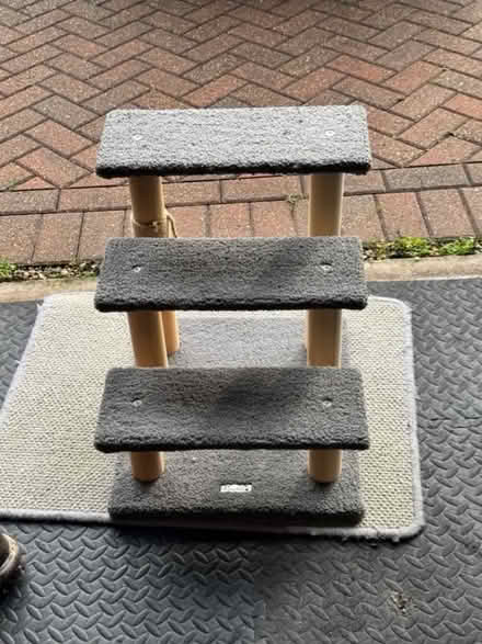 Photo of free Pet steps (HP8 4. Amersham) #1