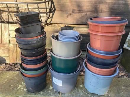 Photo of free Plastic plant pots (Liss) #1