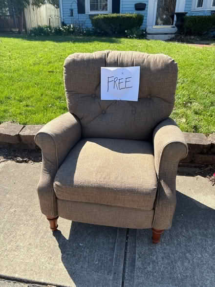 Photo of free furniture (Kettering OH) #2