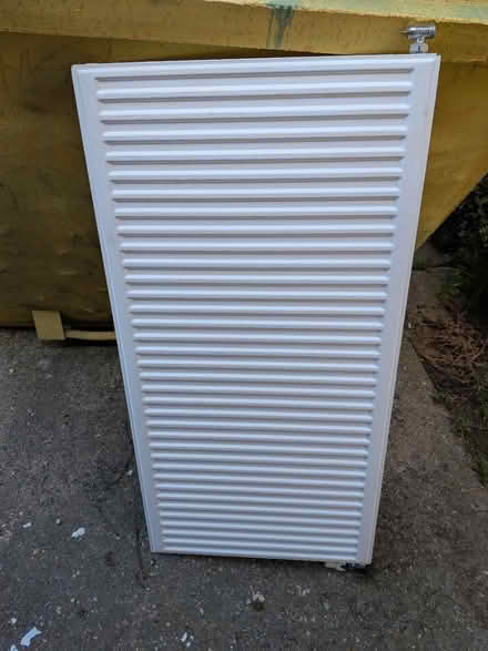 Photo of free Large radiator (Lychpit RG24) #1