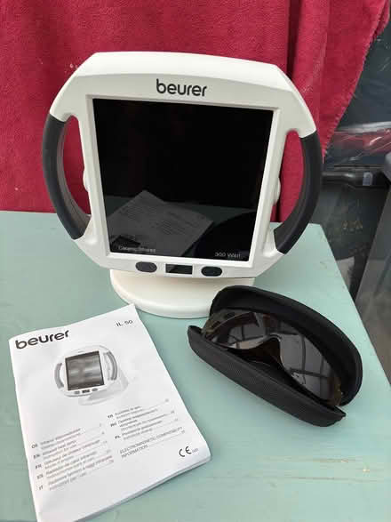 Photo of free Infrared heat lamp (Scarborough YO12) #3