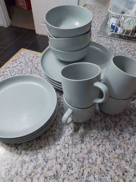 Photo of free Habitat Crockery (Horndean PO8) #2