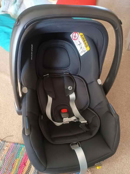 Photo of free Maxi-Cosi car seat (BS16 Staple Hill) #1
