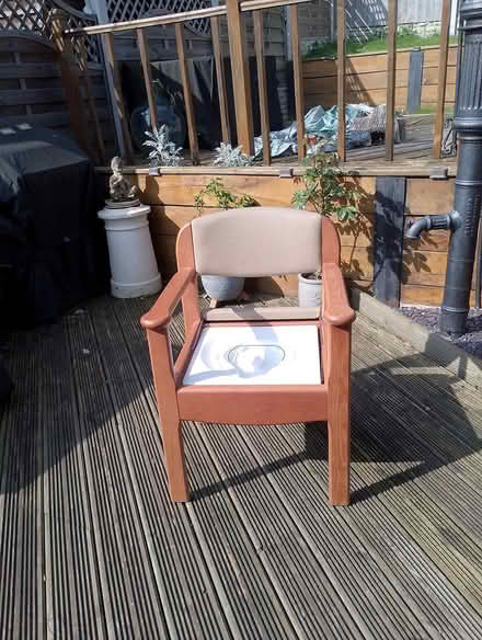 Photo of free Wooden Commode (Bransford WR6) #4