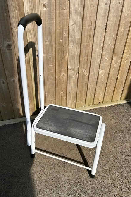 Photo of free Step-up with handle (Malvern WR14) #1