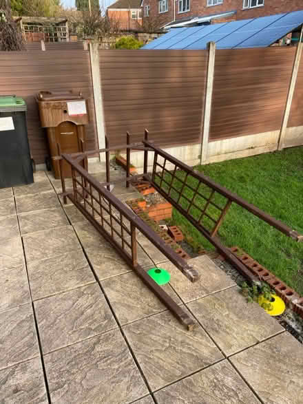 Photo of free Garden arch way (Bromsgrove B60) #1