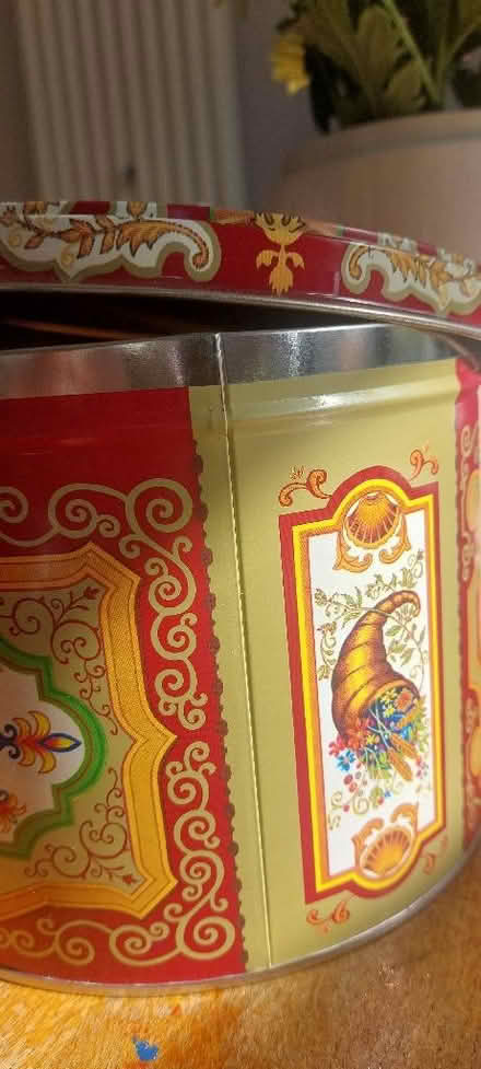 Photo of free 2 biscuit tins (Lower Weston) #4