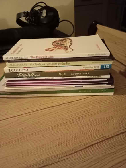 Photo of free Modern Poetry Journals (W6) #1