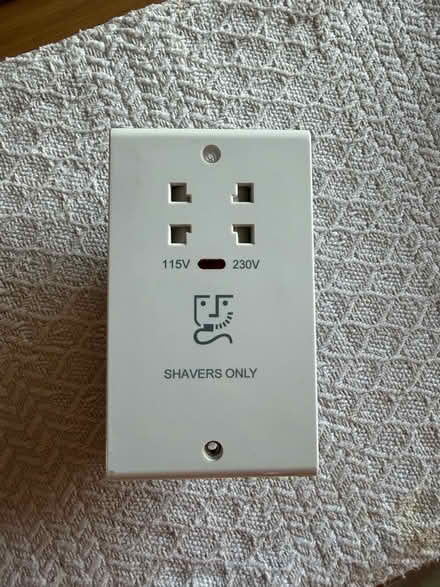 Photo of free Shaver / electric toothbrush transformer (Nunnery Wood WR5) #1