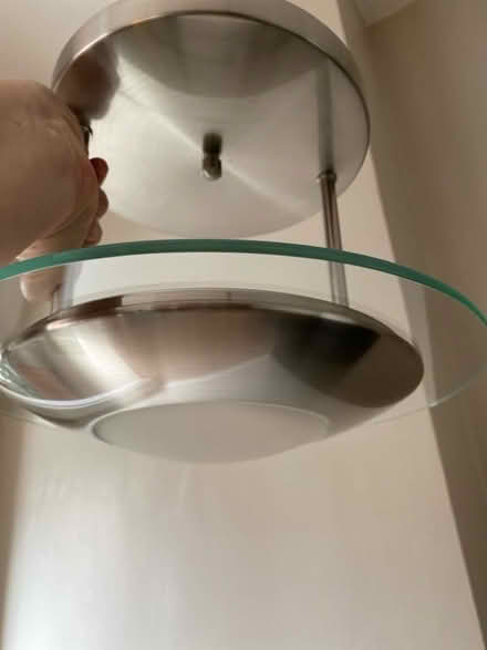 Photo of free DAR Lightning ceiling light (Spotland Bridge OL12) #4