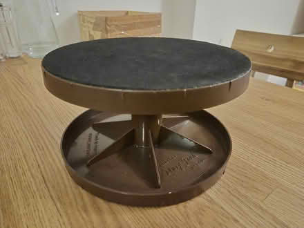 Photo of free Turntable for cake decorating (Perry Vale SE23) #1