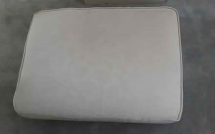 Photo of free Sofa Seat cushion 88 x 66 x 16cm (CV35 Nr Kenilworth) #3