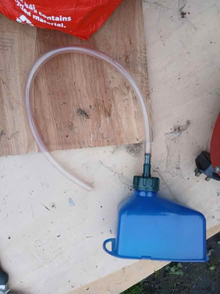 Photo of free Bag of plumber/ gardening/DIY stuff (Woodside SE25) #4