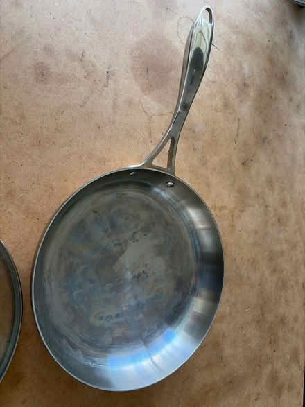 Photo of free Tupperware 9.5 in skillet (S. Leesburg near Banshee Reeks) #2