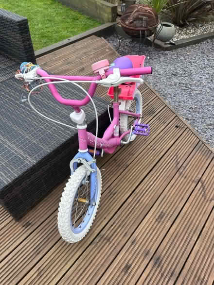 Photo of free Girls Disney Princess Bike (B92) #1