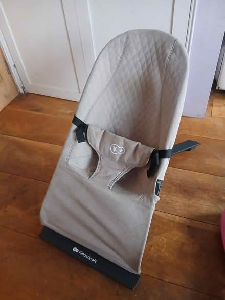 Photo of free Baby chair (Clapham (SW4)) #1
